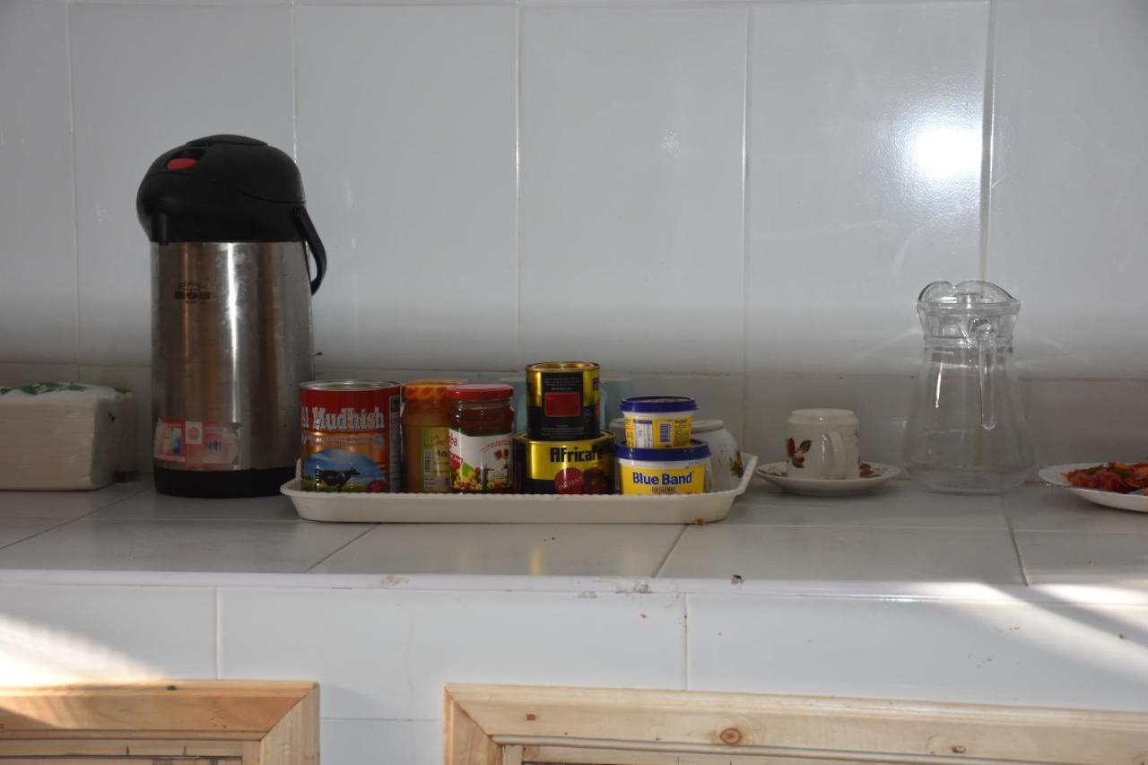 Kituri Royal Annex Bed & Breakfast Dar es Salaam Exterior photo